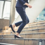 En la búsqueda de ese modelo en pro de un talento sin género, BBVA apuesta por programas y acciones que reflejan los diferentes modelos de familia, las nuevas paternidades, el impulso en la promoción de mujeres y la visibilidad de referentes para expandir el mensaje de la diversidad. El papel de la corresponsabilidad familiar en la lucha por la igualdad de género