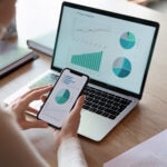 Cómo evaluar en términos de sostenibilidad a las mayores empresas del planeta. A esta cuestión respondió en 1999 el Dow Jones Sustainability Index, un índice que en su última edición ha examinado 323 grandes compañías. Al principio, pocas empresas estaban interesadas en salir en este estricto ranking; hoy, la sostenibilidad es inevitable. ¿Sabes qué es el índice Dow Jones Sustainability Index?